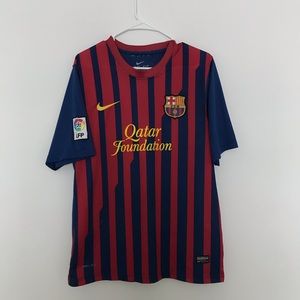 Preowned men’s Nike Barcelona messi Jersey size m